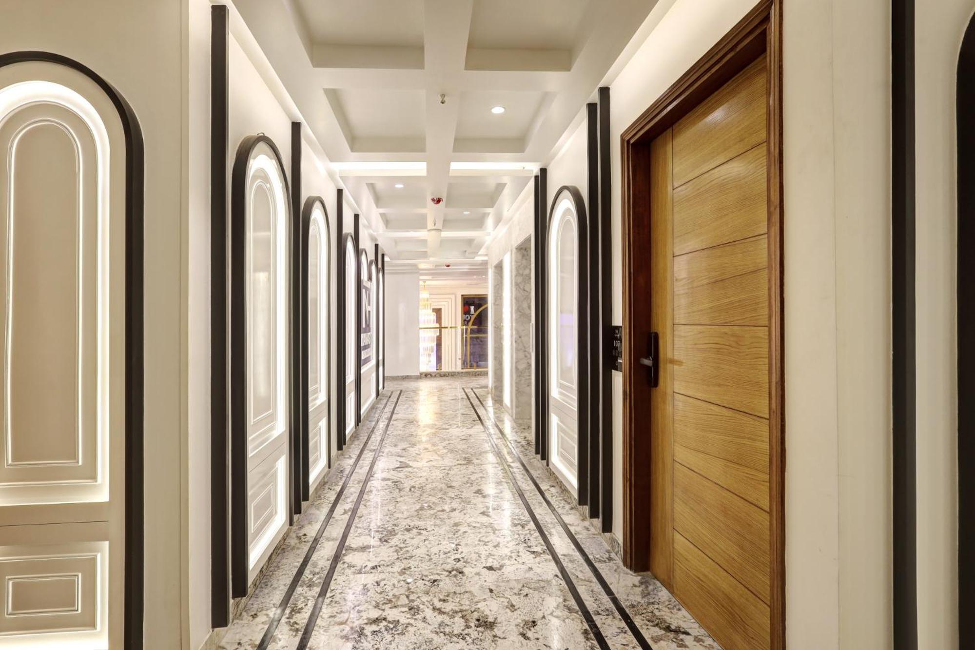 Hotel Namaste Hindustan Just A Minute Away From New Delhi Railway Station And Connaught Place Exterior foto